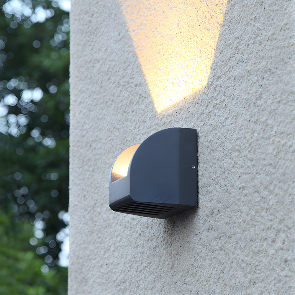 Semicircular Aluminium Acrylic LED Outdoor Wall Lights for Patio Yard