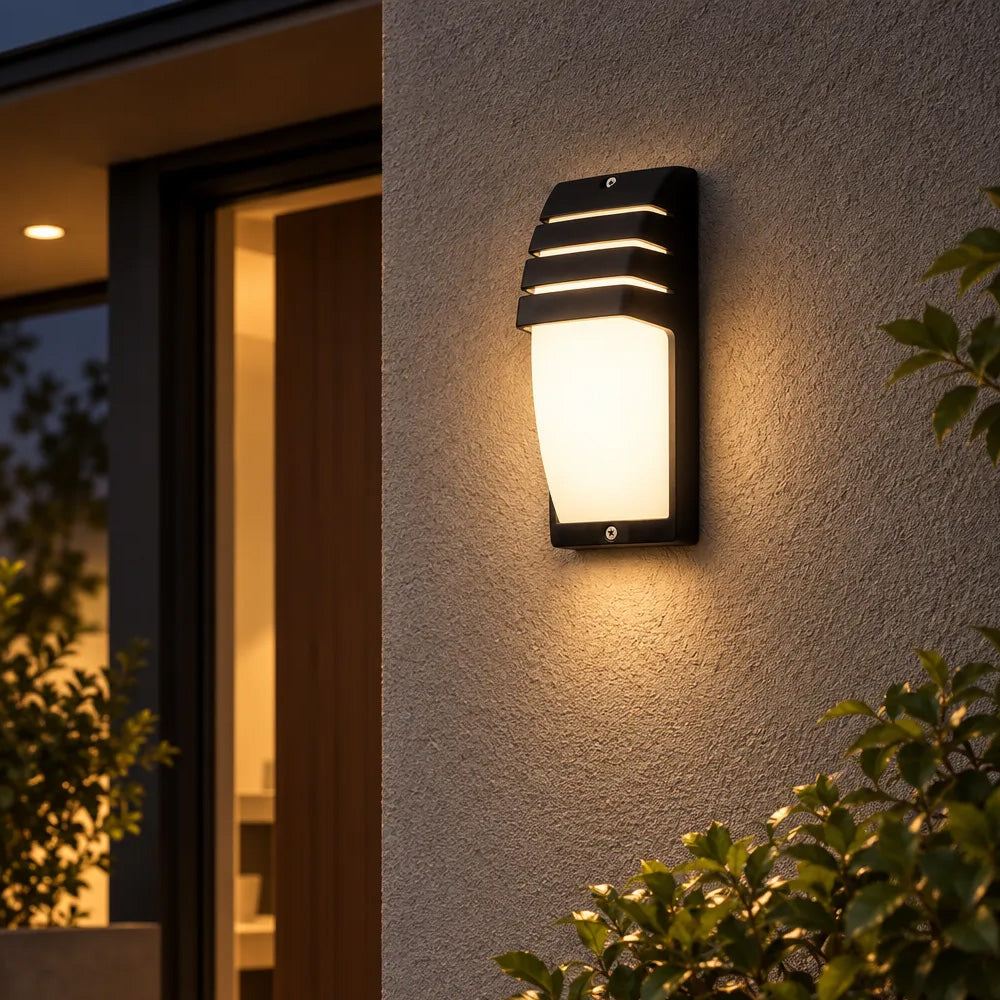 Atlas PIR Motion Sensor Outdoor Wall Light