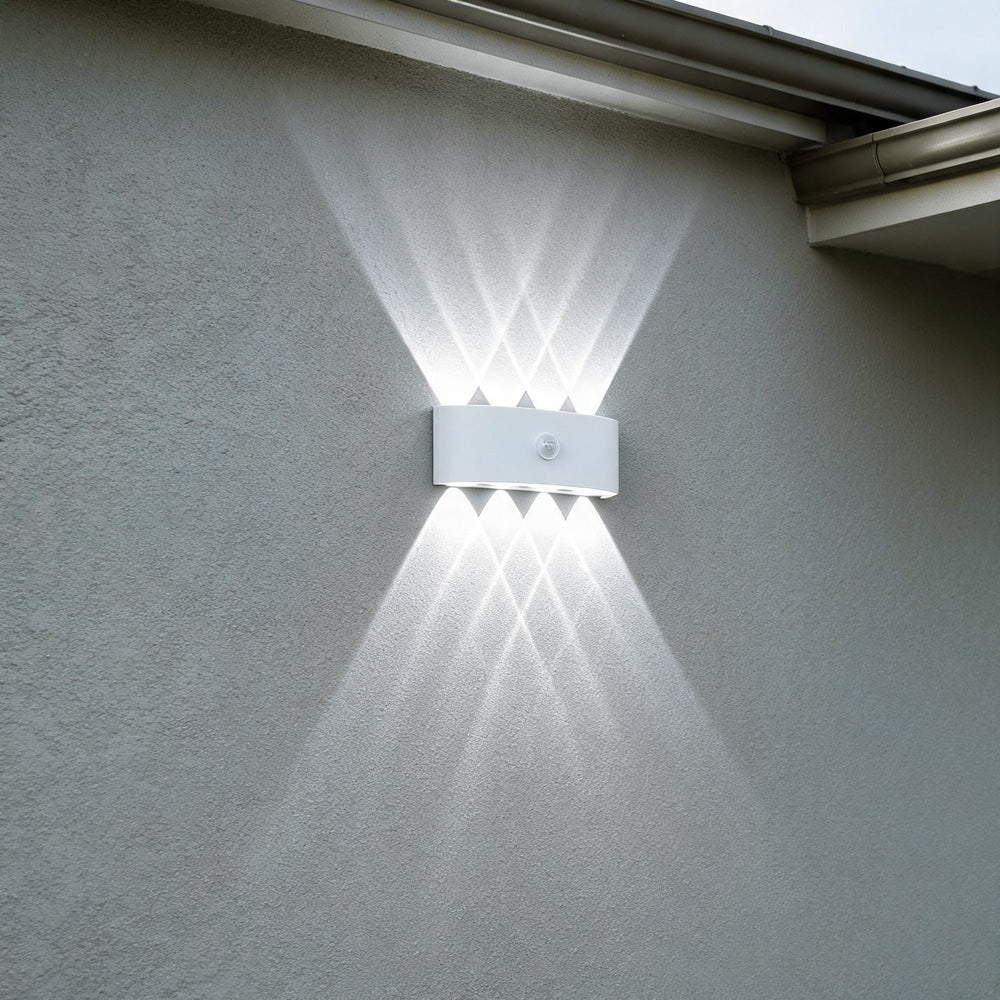 IP65 Modern Up and Down LED PIR Outdoor Wall Light