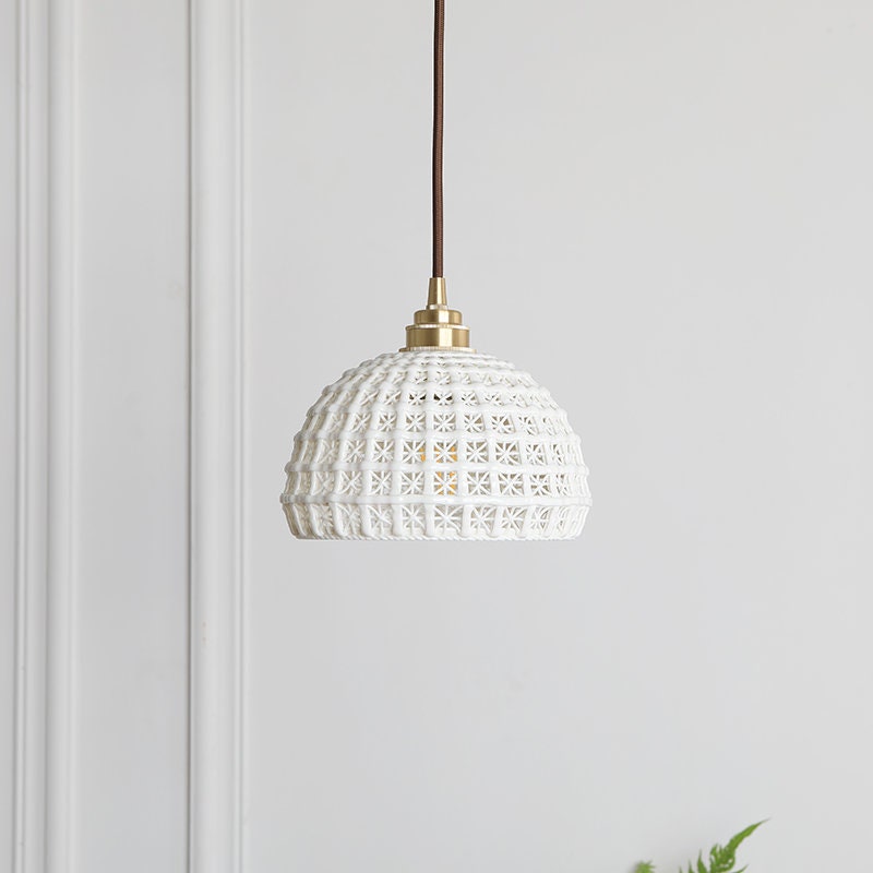 Modern Minimalist Style Ceramics Pendant Light