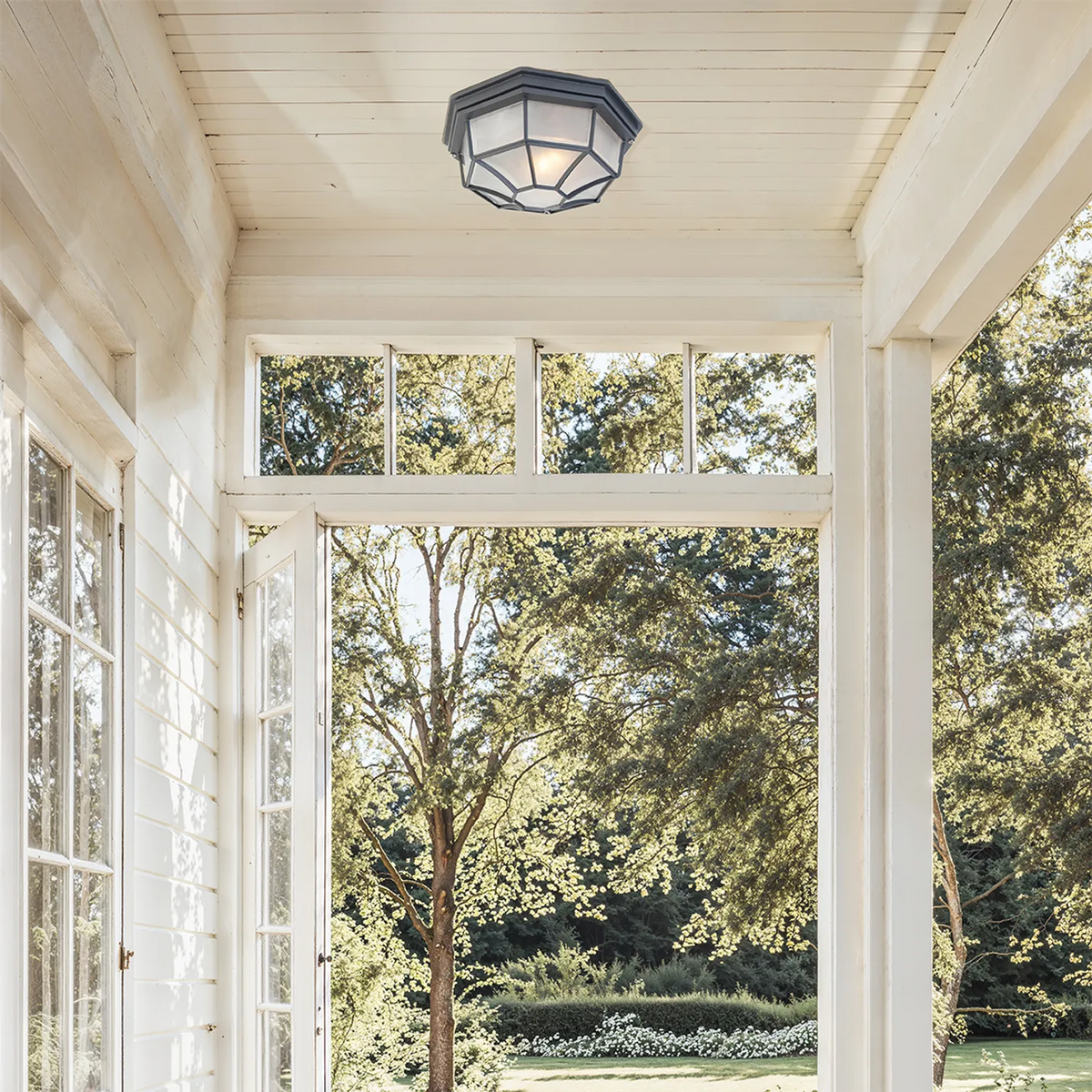 IP65 Outdoor Rustic Ceiling Light Suitable for both wall and ceiling mounting