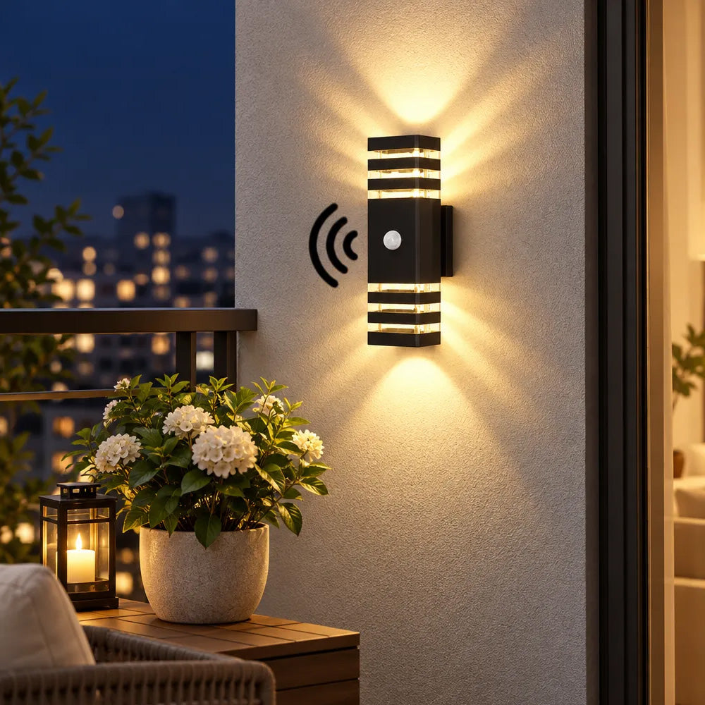 Atlas Layered E27 Outdoor Wall Light