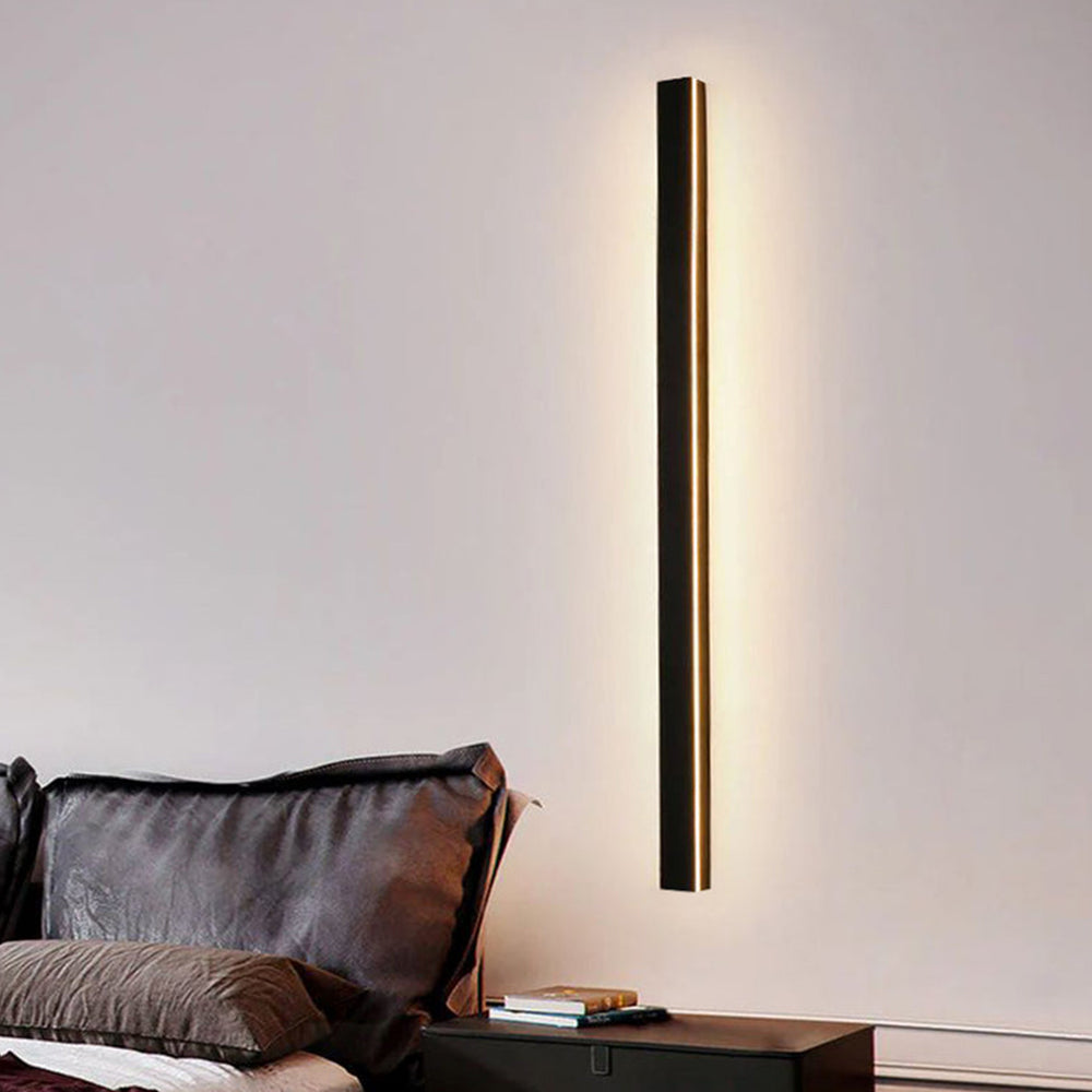 IP65 Modern Industrial Long Acrylic Black LED Outdoor Wall Lights