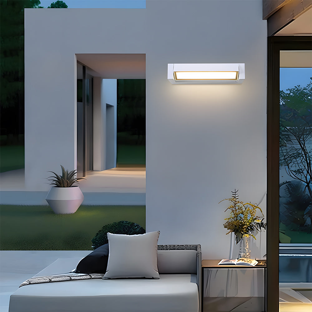 Decorative Black or White IP65 Outdoor Wall Light