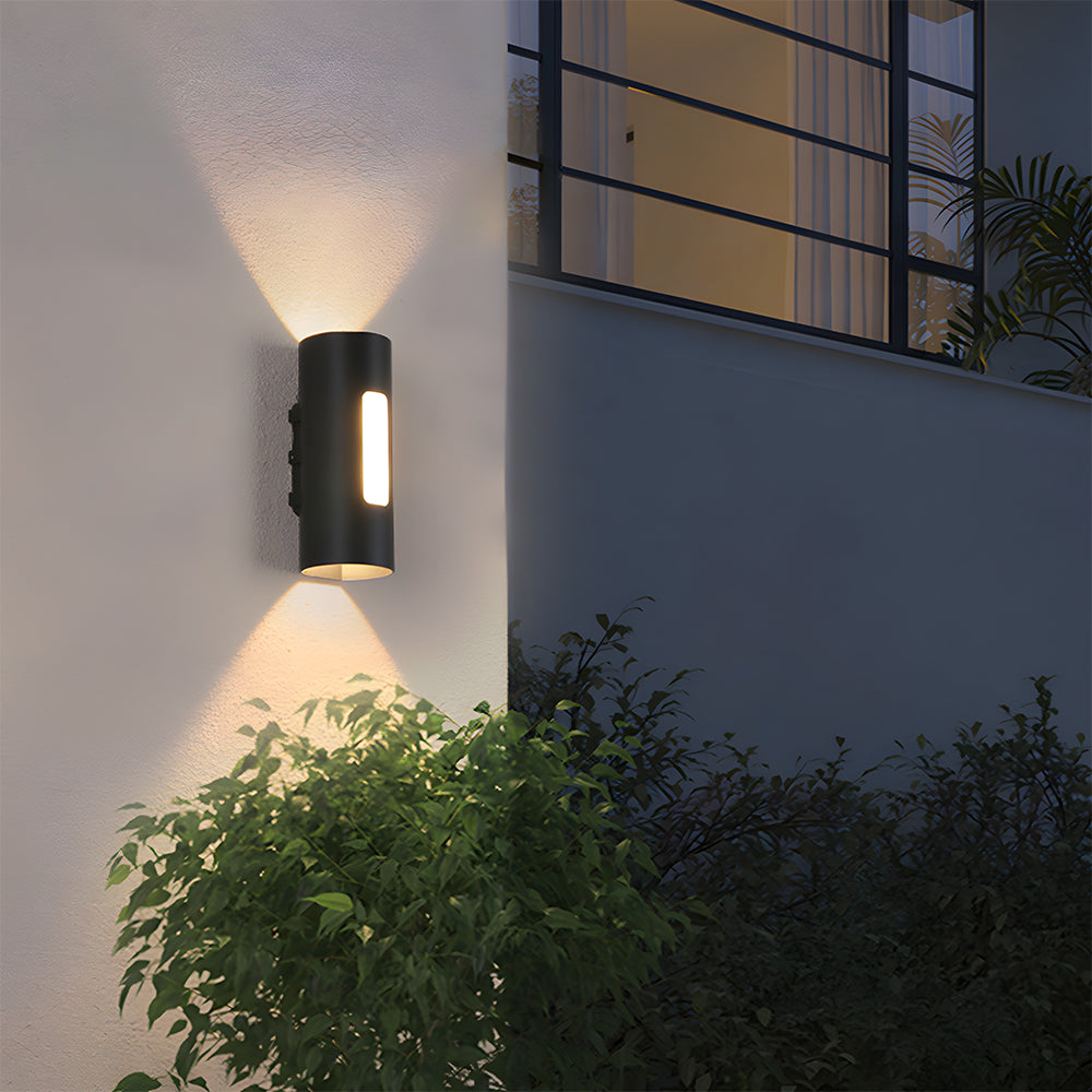 Modern Round IP65 Black LED Outdoor Wall Light in Black, Warm Light