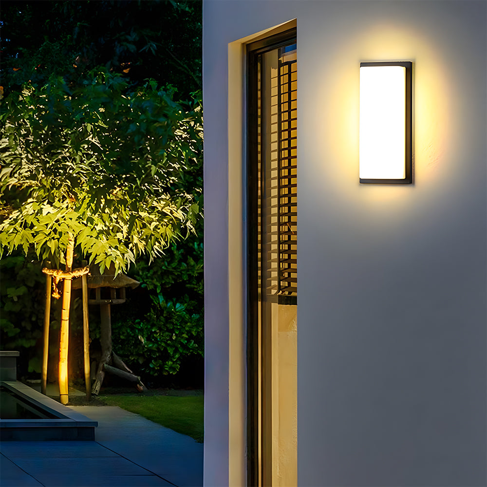 Modern Simple IP65 LED Outdoor Wall Light
