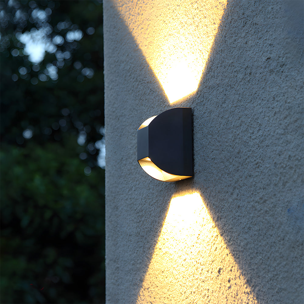 Semicircular Aluminium Acrylic LED Outdoor Wall Lights for Patio Yard