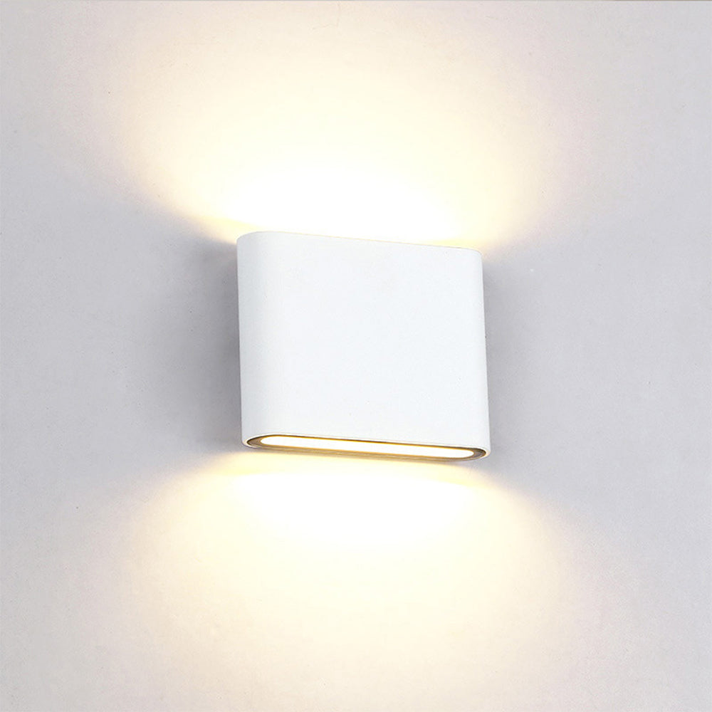 Modern Waterproof Aluminum Up Down Outdoor Wall Light