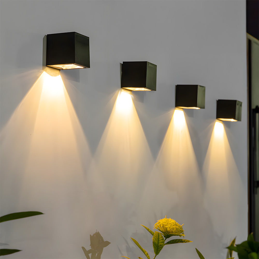 Waterproof Solar Garden Lights Outdoor Dusk to Dawn Automatic Night Lamp