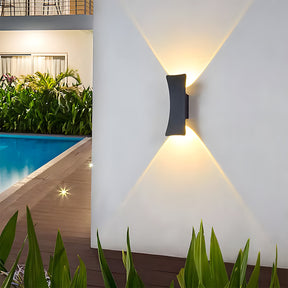 IP65 Waterproof Up Down Wall Light for Patio Garden Stairs Garden