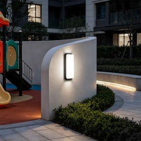 Stylish IP65 Aluminium PIR LED Outdoor Wall Lights for Patio