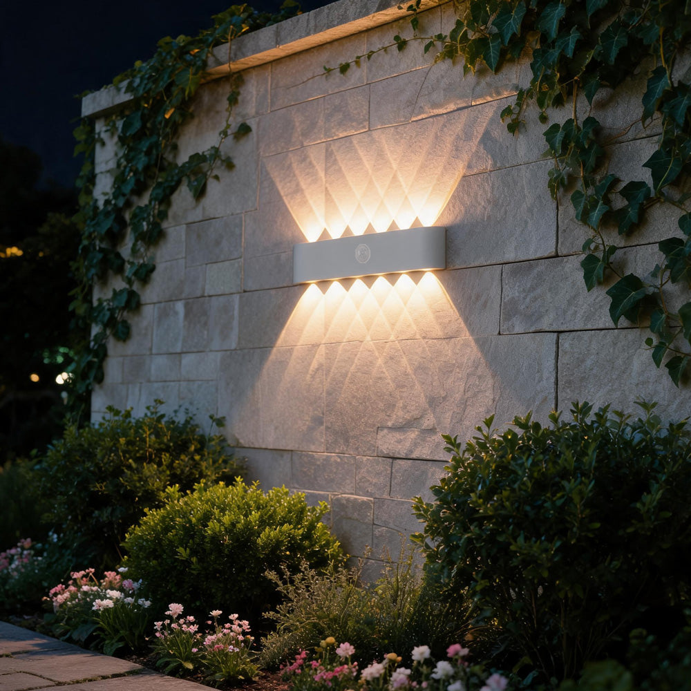 IP65 Modern Up and Down LED PIR Outdoor Wall Light