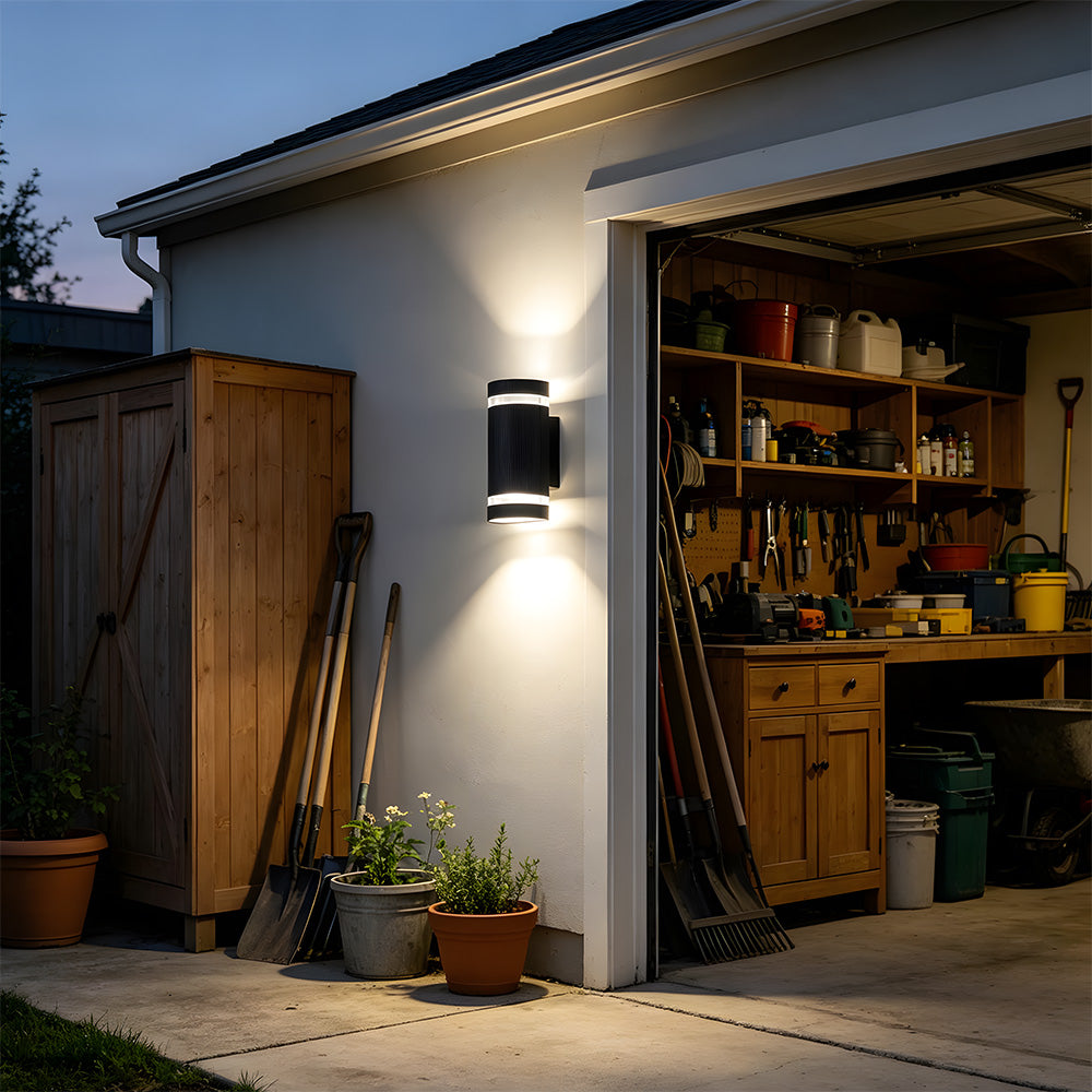 Contemporary IP65 Black Vertical Acrylic Outdoor Wall Lights for Garden Entryway