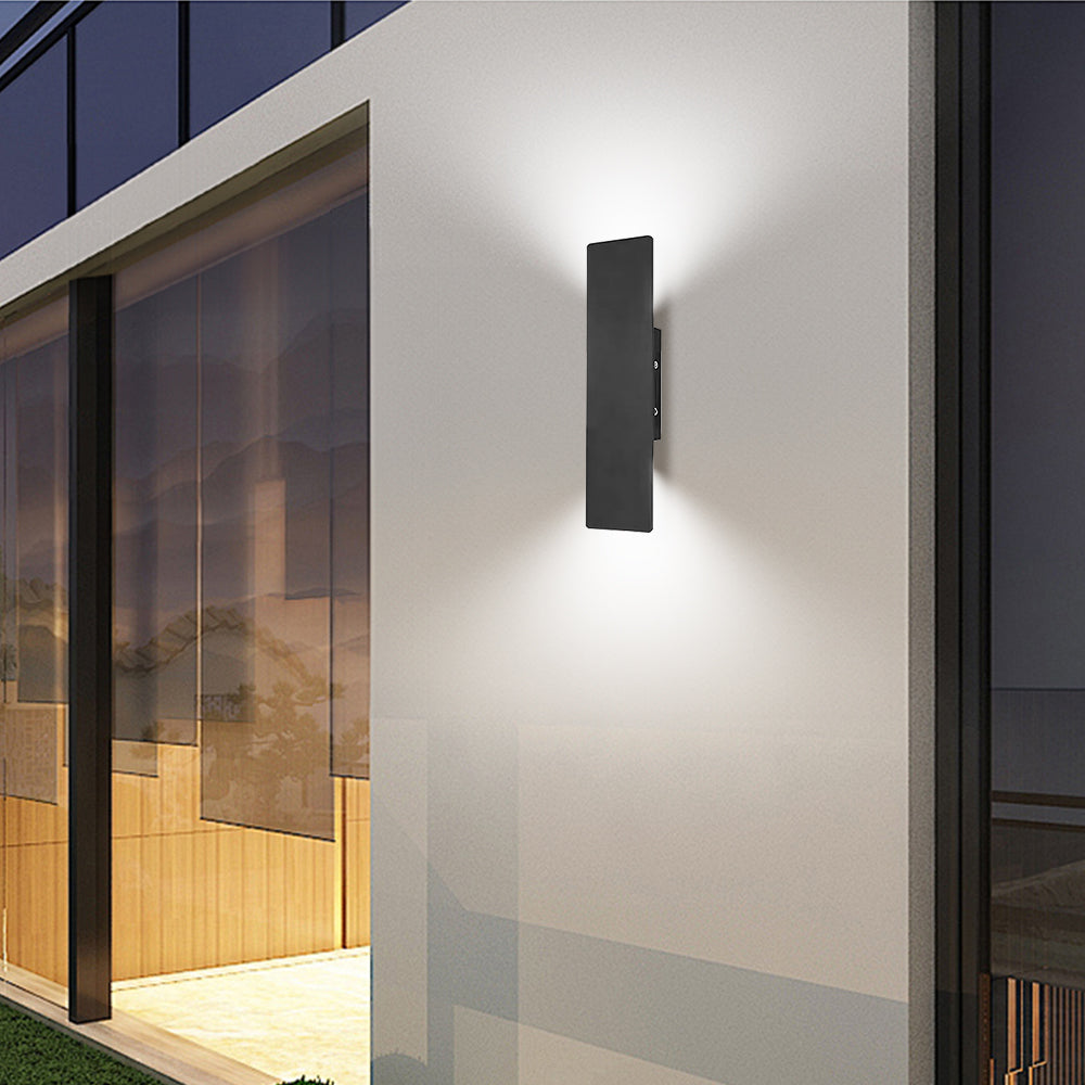 IP65 Waterproof LED Wall Light – Modern Outdoor Illumination