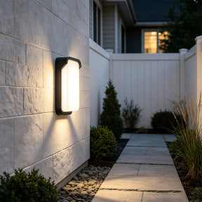 Stylish IP65 Aluminium PIR LED Outdoor Wall Lights for Patio