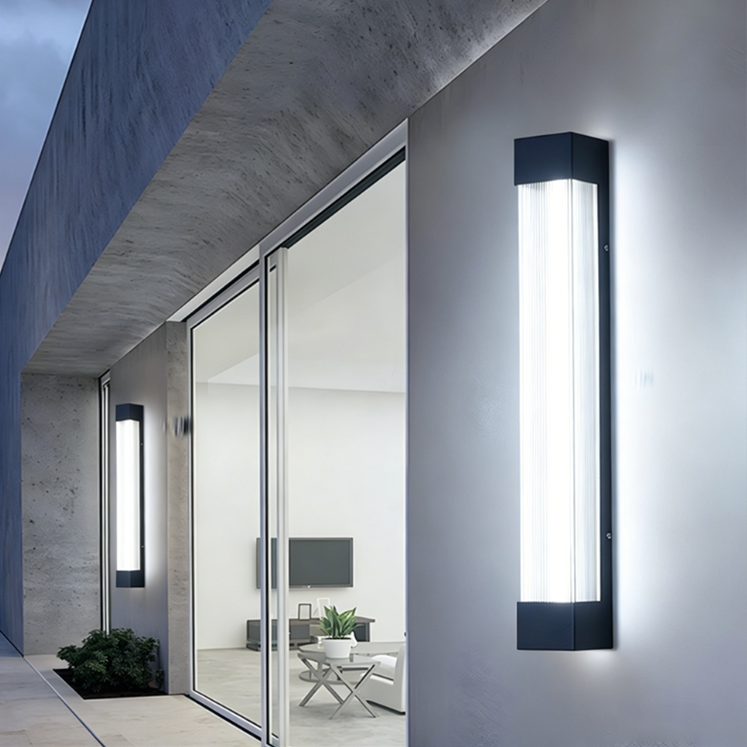 Nordic Style Waterproof Vertical LED Garden Lights Outdoor for Garage Wall