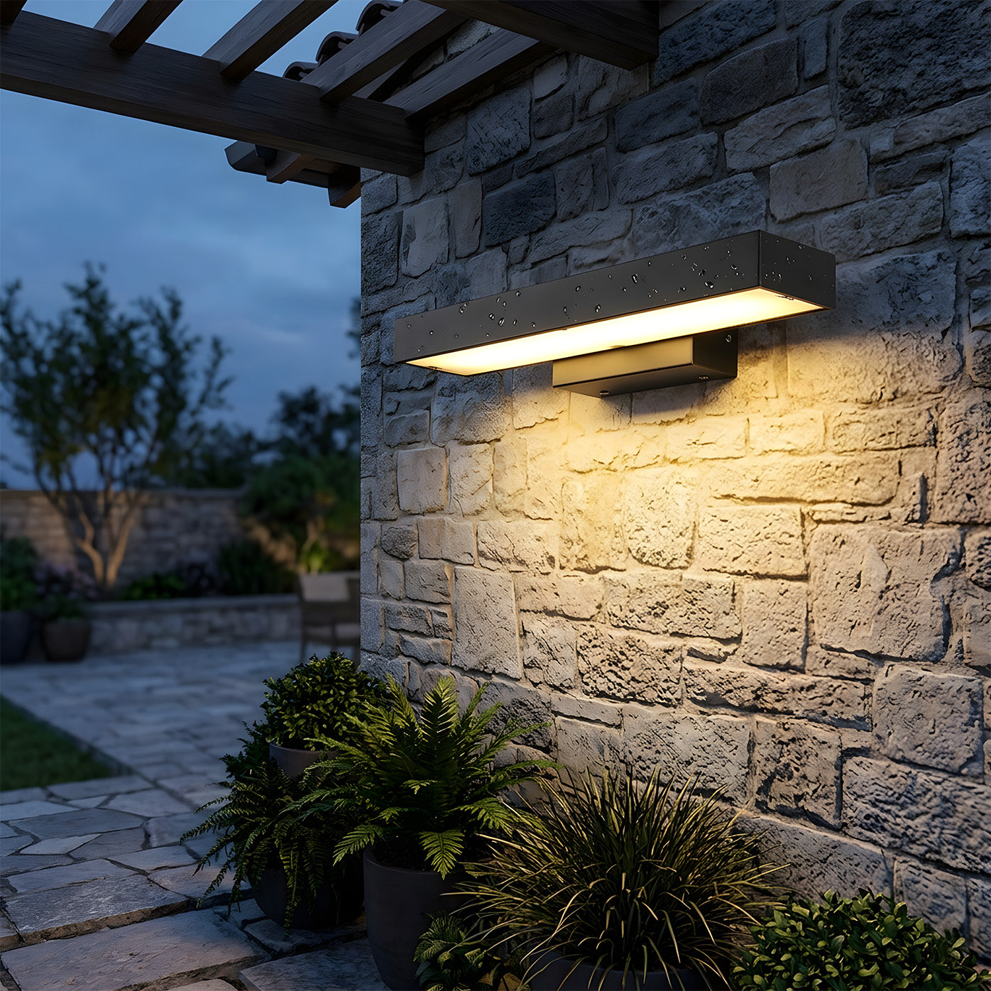 Modern IP54 Waterproof Linear PIR Motion Sensor LED Outdoor Wall Lights for Patio