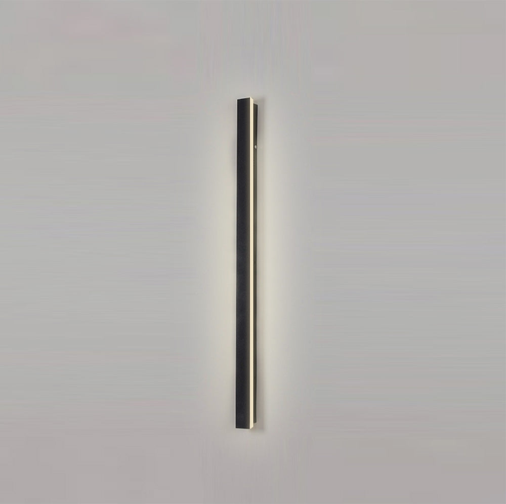 IP65 Modern Industrial Long Acrylic Black LED Outdoor Wall Lights