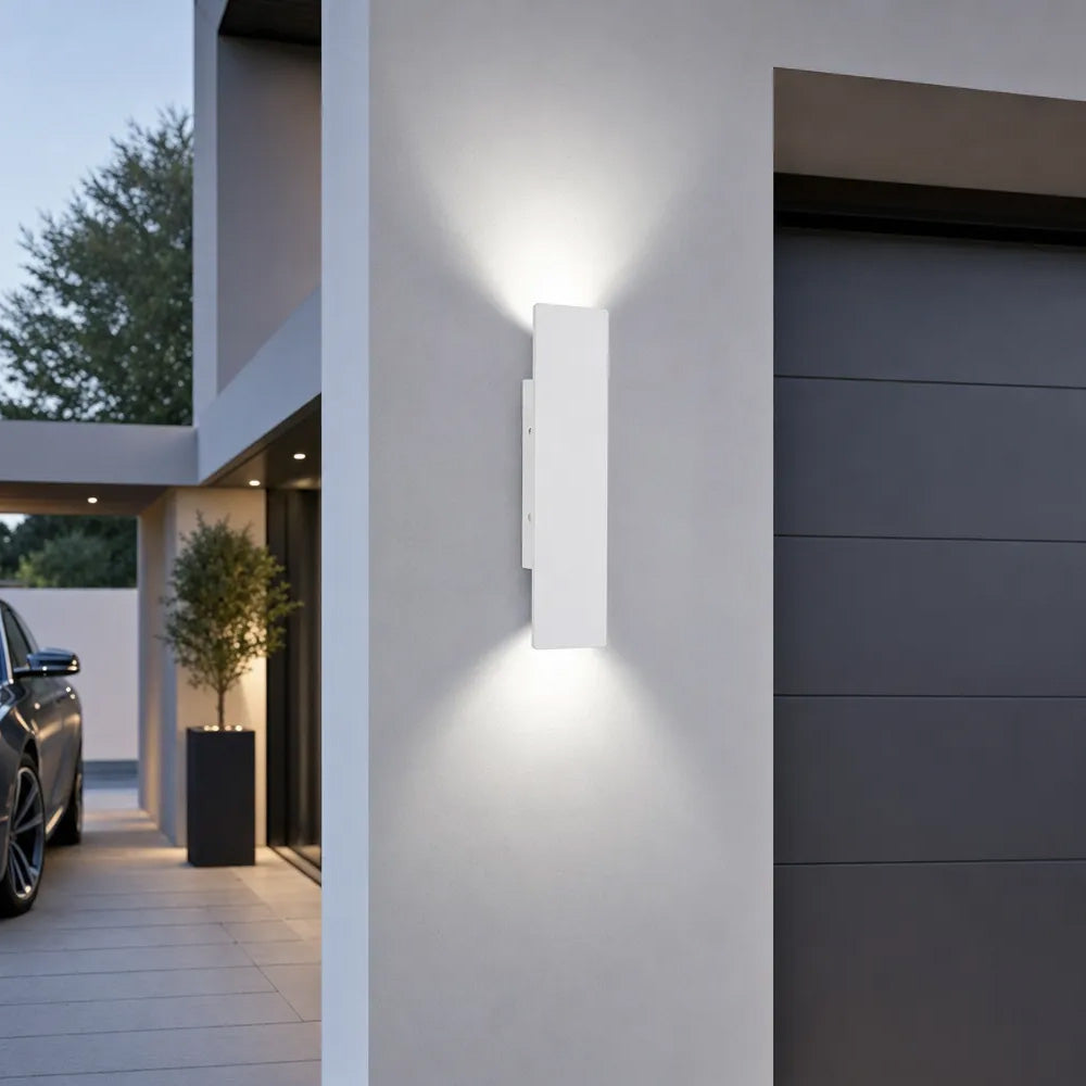 Atlas IP65 Waterproof Outdoor Wall Light