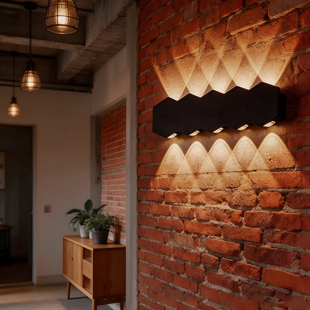 Modern Shield Shape Aluminium LED Outdoor Wall Lights for Yard Patio