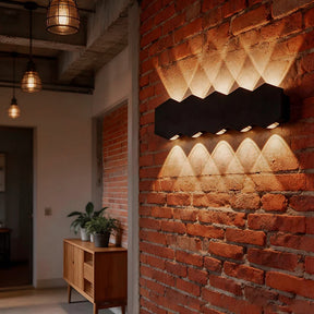 Modern Shield Shape Aluminium LED Outdoor Wall Lights for Yard Patio
