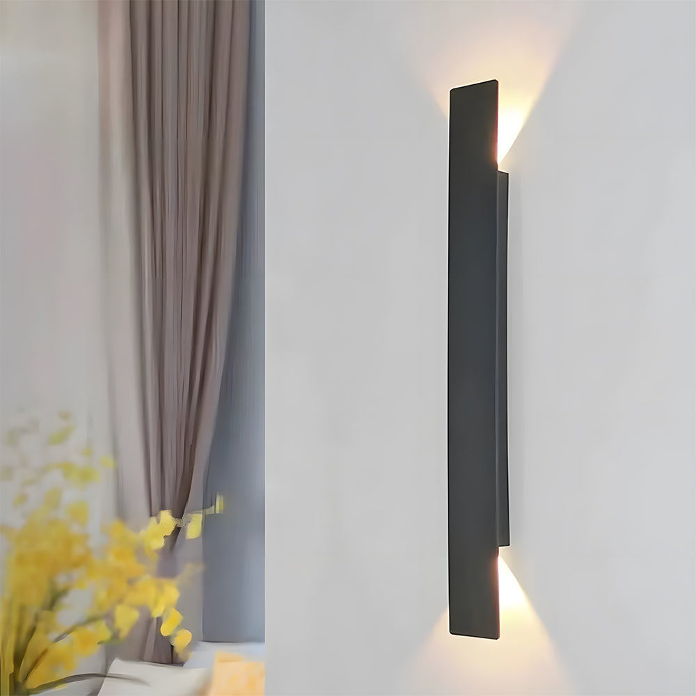 IP65 Waterproof LED Wall Light – Modern Outdoor Illumination, Warm White