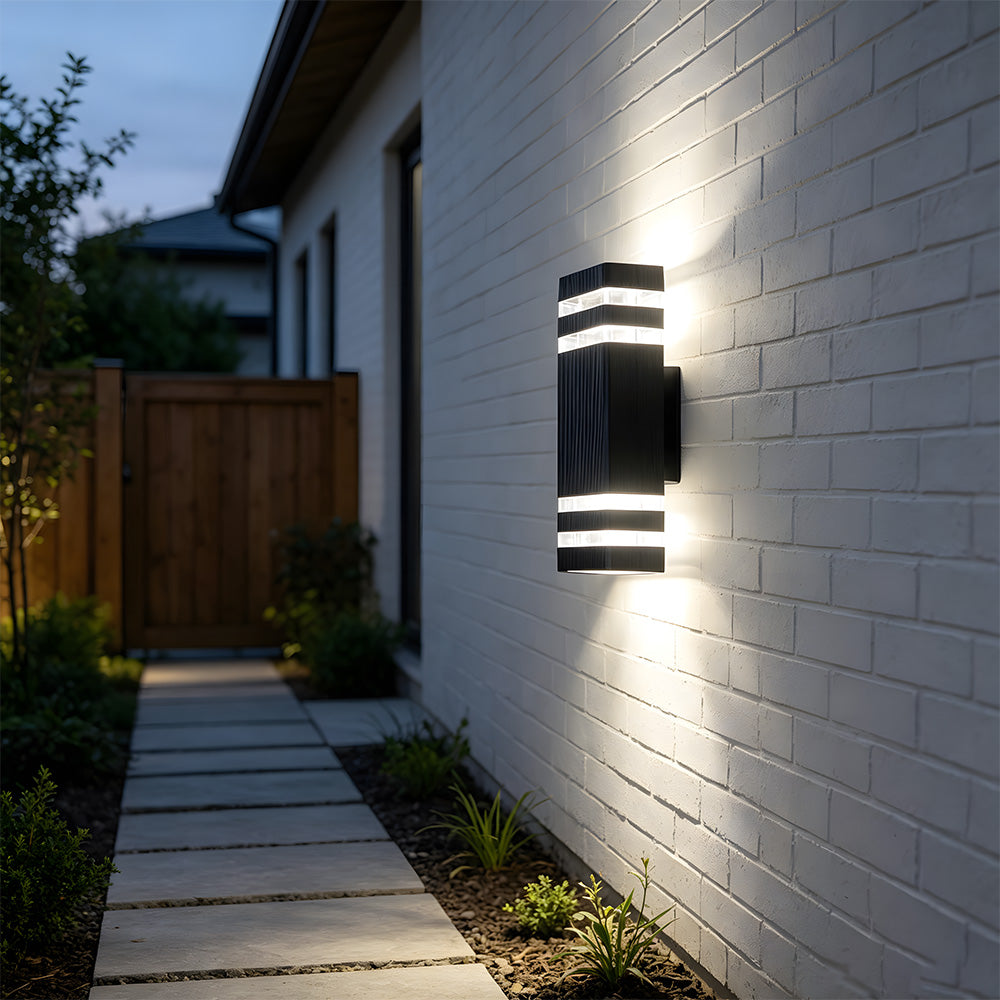 Contemporary IP65 Black Vertical Acrylic Outdoor Wall Lights for Garden Entryway