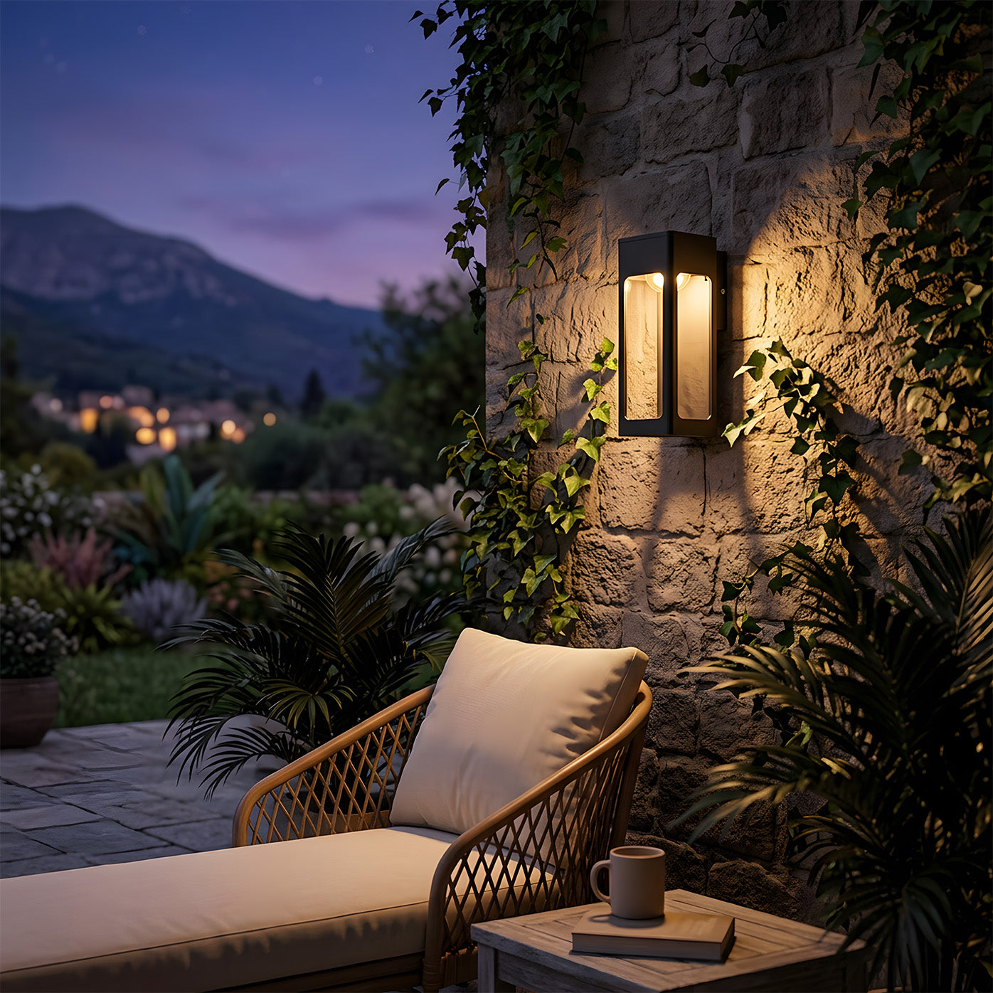 Black Aluminium IP55 Outdoor Wall Light for Patio