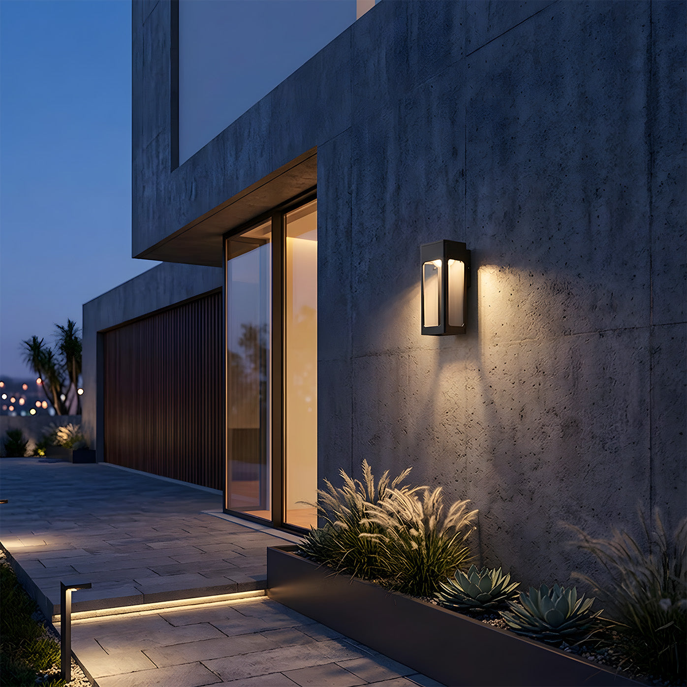 Black Aluminium IP55 Outdoor Wall Light for Patio
