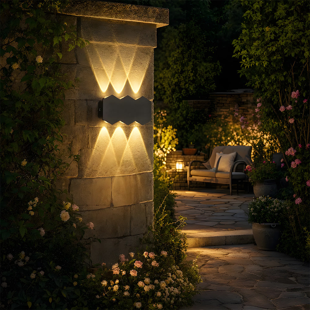 Modern Shield Shape Aluminium LED Outdoor Wall Lights for Yard Patio