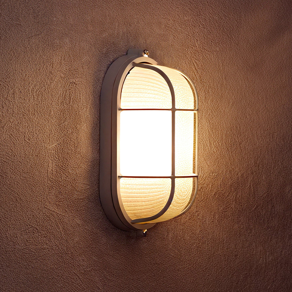 Black Round LED Outdoor Wall Light IP65