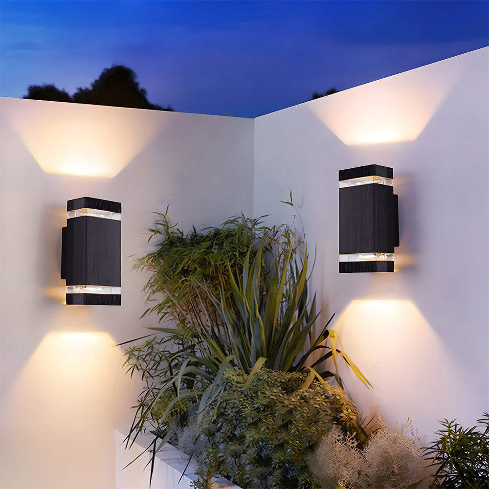 Contemporary IP65 Black Vertical Acrylic Outdoor Wall Lights for Garden Entryway