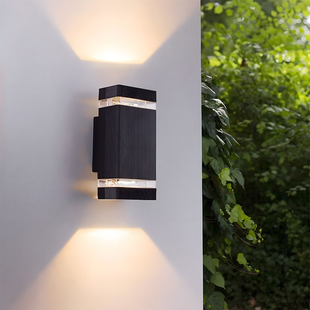 Contemporary IP65 Black Vertical Acrylic Outdoor Wall Lights for Garden Entryway