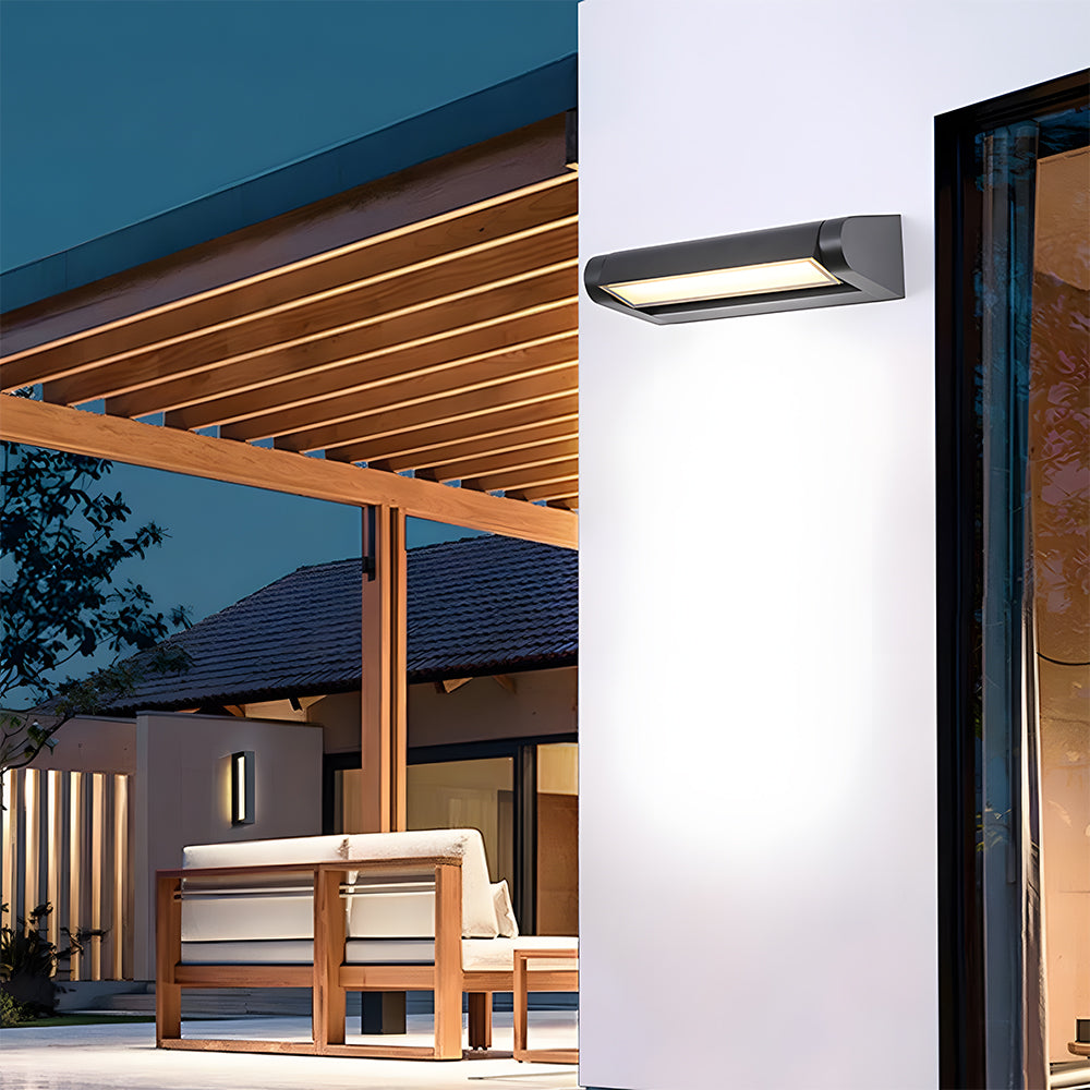 Decorative Black or White IP65 Outdoor Wall Light