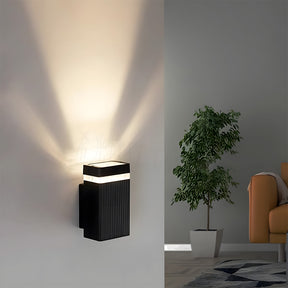 Contemporary IP65 Black Vertical Acrylic Outdoor Wall Lights for Garden Entryway