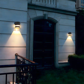 Contemporary IP65 Black Vertical Acrylic Outdoor Wall Lights for Garden Entryway