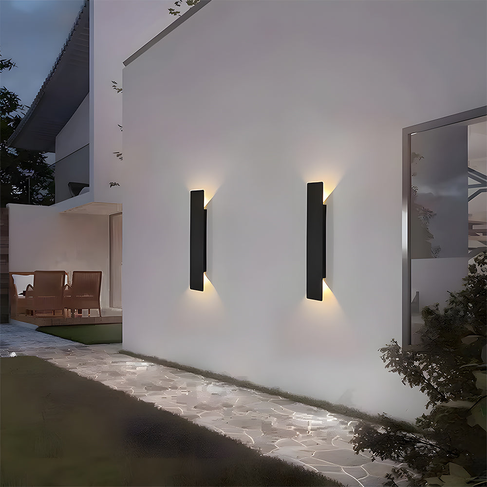 IP65 Waterproof LED Wall Light – Modern Outdoor Illumination, Warm White