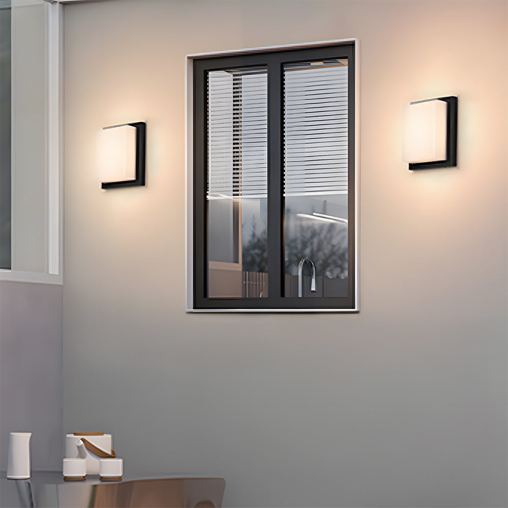 Modern Simple IP65 LED Outdoor Wall Light