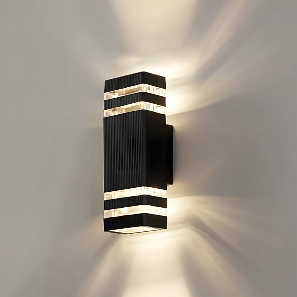 Contemporary IP65 Black Vertical Acrylic Outdoor Wall Lights for Garden Entryway