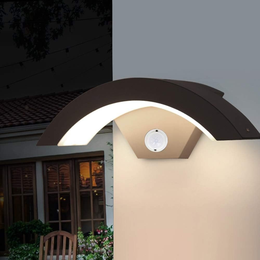 Modern Outdoor Wall Light Waterproof IP65 Suitable for Outdoor Porch Courtyard Garden