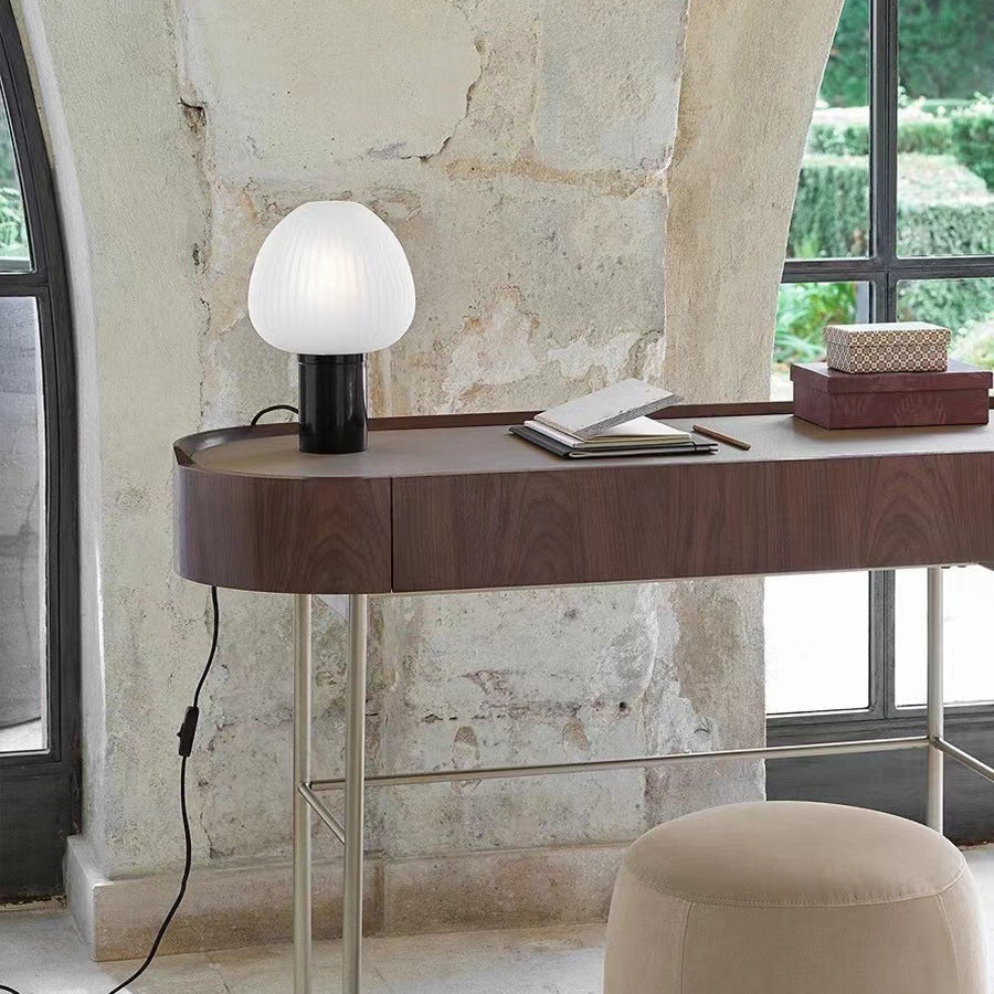 Nordic Light Luxury Simple Bedroom Table Lamp