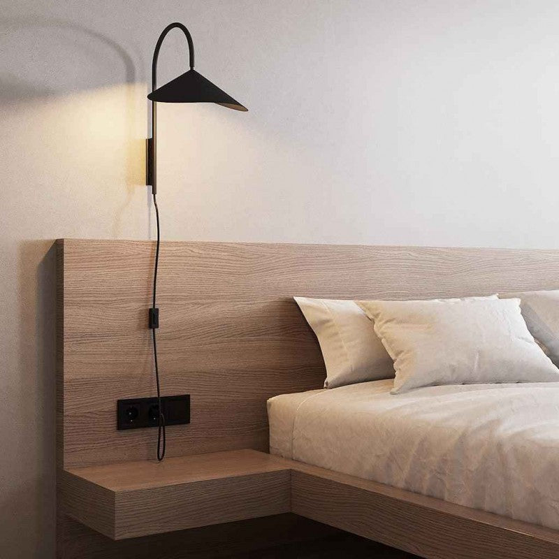 Modern Arum Creative  Wall Lamp For Bedroom